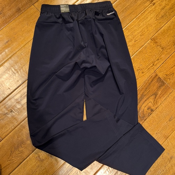 Adidas Training pant - Picture 4 of 11